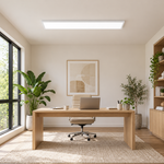 LED Deckenaufbauleuchte 30 × 120 cm über einem Schreibtisch im modernen Büro