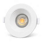 Weißer LED Einbauspot 6,5W CCT – leichte Seitenansicht mit weißem Rahmen und klarer Linse