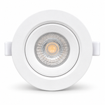 Weißer schwenkbarer LED Einbauspot 9W CCT – Frontansicht mit gerilltem Innenring und klarer Linse