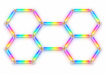 LED Hexagon Set RGB-IC mit fünf offenen Waben und Farbverläufen auf weißem Hintergrund