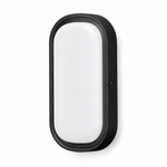 Ovale LED Wandleuchte 18W in Schwarz mit weißem Diffusor und IP65 auf weißem Hintergrund